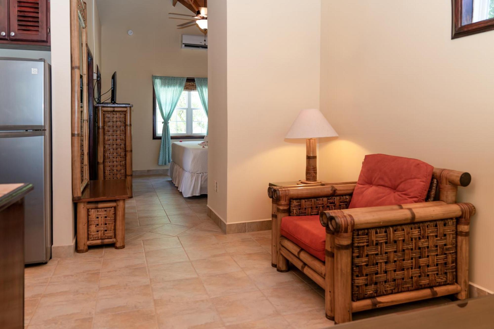 X'Tan Ha- The Waterfront Hotel San Pedro  Luaran gambar